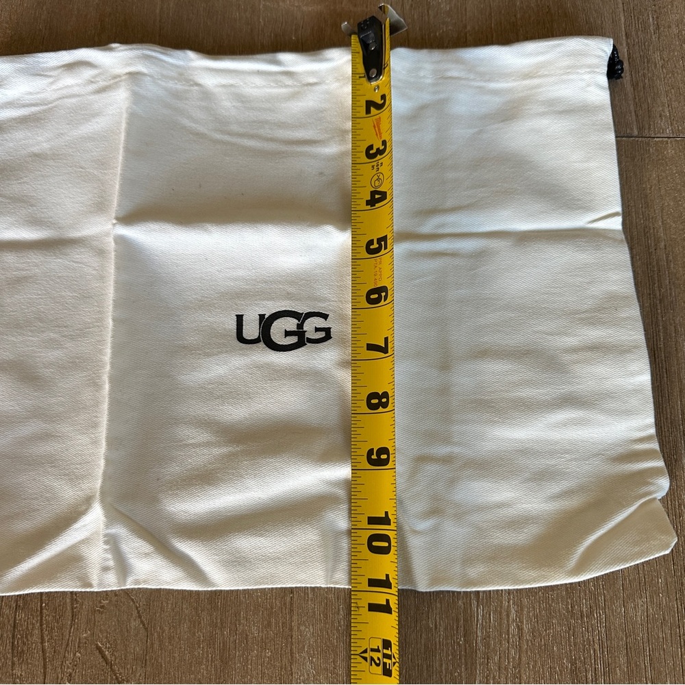 UGG Dust Bag - Picture 7 of 8